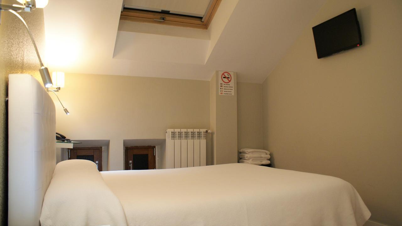Hotel Rosal オビエド エクステリア 写真