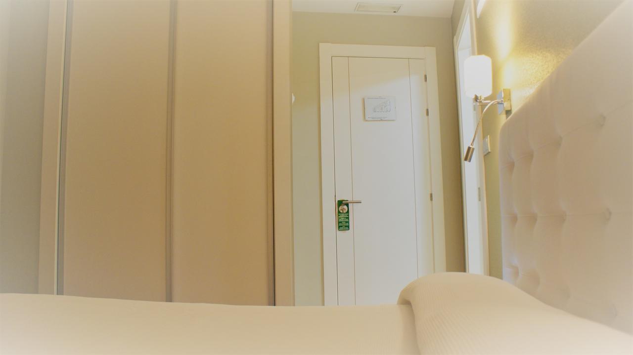 Hotel Rosal オビエド エクステリア 写真